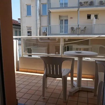 호텔 Columbus Dependance 3*