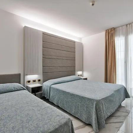 Columbus Dependance 3*